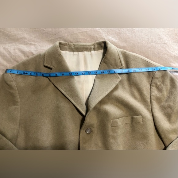 Men’s Cashmere Blazer. Tan. Size 2XL. See pics for measurements. - Picture 5 of 10